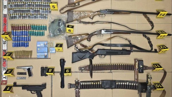 Одузето пет пушака, муниција, делови оружја: У Бијелом Пољу процесуиран вишеструки повратник