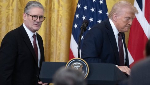 ТРАМП ГА ЗАКОПАО Стармер ће поднети оставку