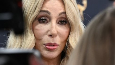 Slavna pevačica 10 godina nije znala da ima unuku: Sin joj napravio pakao - predozirao se, završio u bolnici, a ona saznala pravu istinu