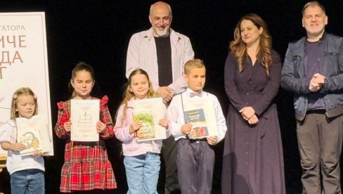 Најбољи поморавски рецитатори: У Јагодини одржано Окружно такмичење Песниче народа мог (ФОТО)