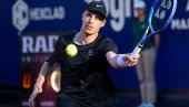 Сензација у Мадриду: Денис Шаповалов изгубио од 140. тенисера света