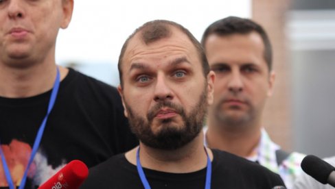 Бобанов отац се убио, он још није прочитао опроштајно писмо: Можда није био довољно добар тата за живота, али је најбољи сада