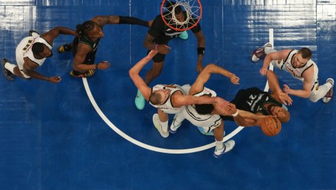 Зашто баш тада? Објављено када Никола Јокић игра одлучујући меч против Минесоте