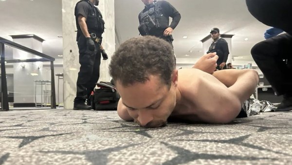 Нападач из Вашингтона признао: Ево ко му је био мета на Трамповој гала вечери