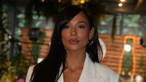 Едита није хтела да изневери публику: Наступала трудна и болесна, па се огласила и захвалила фановима