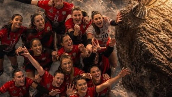 Србија има новог шампиона у одбојци за жене! И то каквог! (ФОТО)