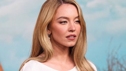 Ceo Holivud u šoku: Najtraženija mlada glumica na ivici odluke da napusti glumu? (foto)