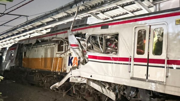 У БЛИЗИНИ ГЛАВНОГ ГРАДА ИНДОНЕЗИЈЕ:   Погинули у судару возова