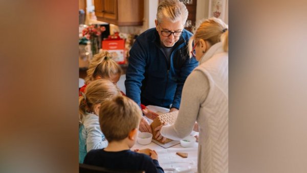 Ово сигурно нисте знали: Шест особина које дете наслеђује од деде по мајци