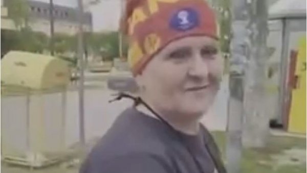 Студенткиња од 60 година напала активисткињу СНС! Ово је слика и прилика немоћи блокадера