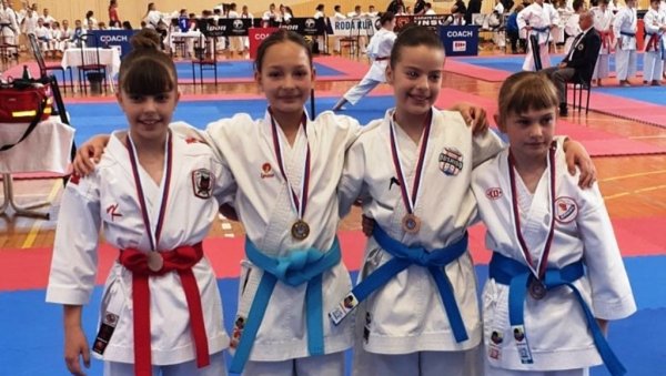 Првенство Србије у каратеу: Заблистала Ћупричанка Исидора Ристов