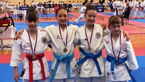 Првенство Србије у каратеу: Заблистала Ћупричанка Исидора Ристов
