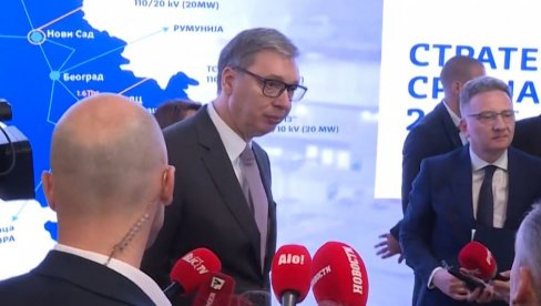 Vučić prisustvuje puštanju u rad novog superkompjutera u Kragujevcu (VIDEO)
