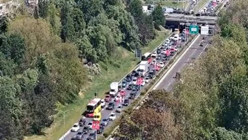 Ogromne gužve na izlazu iz Beograda: Ove rute odmah zaobiđite