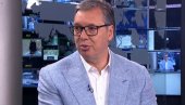 Вучић о нападима на породицу: Много је тешко све то издржати