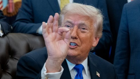 ЏЕЈ ДИ, АКО МЕ УБИЈУ, СРАВНИ ИХ СА ЗЕМЉОМ Трамп потпредседнику оставио тајно писмо са упутством