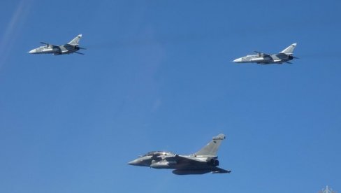 Француска убацила рафале: Пресрели руске Су-24М изнад Балтичког мора