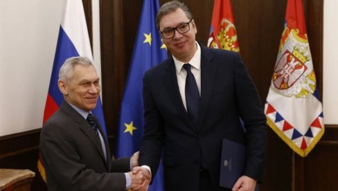 Вучић сутра са Боцан-Харченком: Састанак ће бити одржан у 9 часова