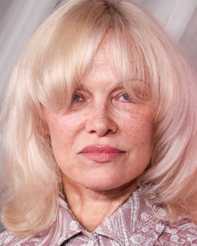Памела Андерсон сада има фризуру која стоји свим женама савршено: Вратила стари тренд (фото)