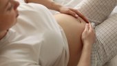 DA LI TRUDNICU MOGU DA VRATE SA GRANICE ZBOG E-BOLOVANJA: Evo šta zaista piše na sajtu RFZO