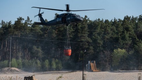 ВЕЛИКИ ПОЖАР У ПОЉСКОЈ: Погинуо пилот, изгорело више од 200 хектара шуме