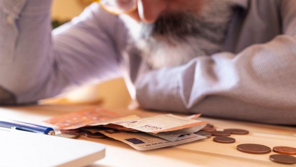 ОВО ЈЕ ТАЧАН ИЗНОС: Детаљан поступак рачунања пензије са 15, 20 и 40 година радног стажа