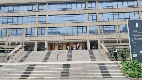 ПРВО САМ ПУЦАО НА МИТИЋА, А ОН ЈЕ УСПЕО ДА ПОБЕГНЕ:  Бабић испричао како је починио убиство у Улици Гаврила Принципа