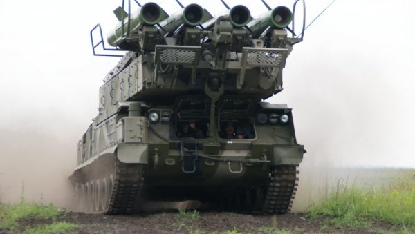 НОЋ КАДА ЈЕ НЕБО ГОРЕЛО: 371 дрон кренуо ка Русији, Москва открила како је одбијен масовни удар