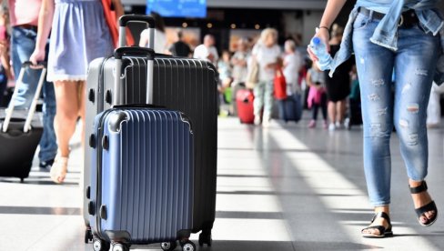 ZBOG OVOGA DRŽAVA MOŽE DA UZME PASOŠ: Na udaru je jedna kategorija građana