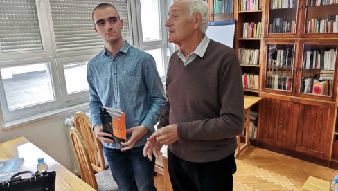 ВУК ЈАНКОВИЋ БЕЗ ГРЕШКЕ ДО ЗЛАТА: Историјски успех Требињца на Математичкој олимпијади