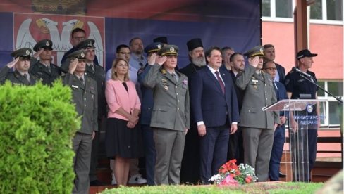 GAŠIĆ U VALJEVU: Ministar na polaganju zakletve kandidata za prijem u specijalne jedinice