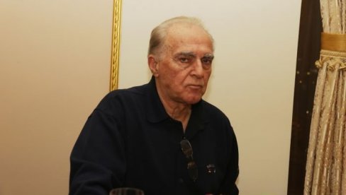 POZNATOM SRPSKOM PSIHIJATRU PUKAO BRAK ZBOG ŽENE KOJU JE UPOZNAO U VOZU: Znam tvog muža, on je moj dečko