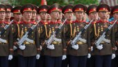 ПО ПРВИ ПУТ У ИСТОРИЈИ ОВА ЗЕМЉА НА ПАРАДИ У МОСКВИ: Марширали Црвеним тргом