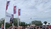 PREDSEDNIK U ŠIDU: Vučić na osveštavanju krsta u parku prirode Mali Bosut (FOTO/VIDEO)