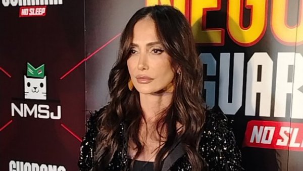 НЕДОСТАЈУ ИСКРЕНА И „ОРГАНСКА“ ПРИЈАТЕЉСТВА: Емина Јаховић о животу, љубави и времену које се променило (ФОТО)