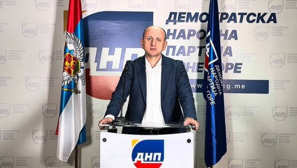 У ЗЕТИ ВИШЕ НЕЋЕМО ПРИЗНАВАТИ ЛАЖНУ ДРЖАВУ ОД 12. МАЈА: Кнежевић за Новости о свим актуелним темама у Црној Гори, поменуо и Рики Мартина