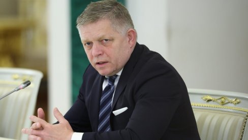 ГДЕ ИМА ДИМА... Фицо коментарисао тврдње да је Зеленски наркоман