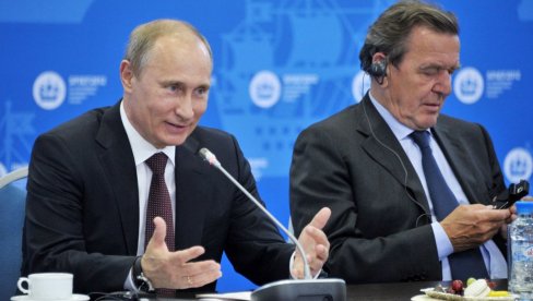 ОН ЈЕ ПУТИНОВ ПРИЈАТЕЉ, НЕ МОЖЕ Берлин објаснио зашто Шредер не може бити посредник у преговорима за окончање рата у Украјини