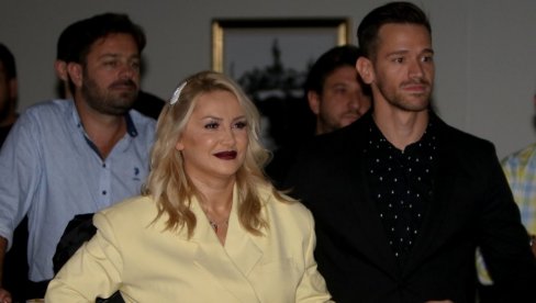 ГОЦА ТРЖАН ИМА ИНТИМНЕ ОДНОСЕ НА ЈАВНИМ МЕСТИМА: Сврати у Кошутњак, идеалан начин да освежиш брак