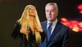КАДА УМРЕМ, САЗНАЋЕ СЕ ИСТИНА Детаљи односа Јами и Мила Ђукановића: Слао је хеликоптер и мали авион по мене