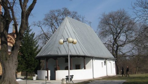U GODINI JUBILEJA I DUGO OČEKIVANI RADOVI: Počela obnova dva veka stare Crkve Svetog arhistratiga Gavrila u Osipaonici
