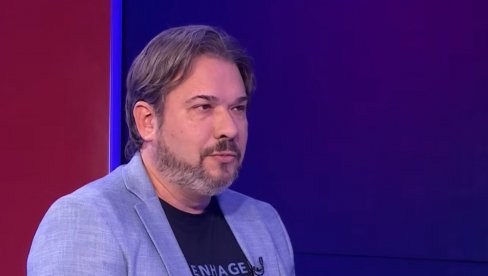 БЛОКАДЕРИ ОТКАЧИЛИ ЕКО СТРАЖУ: Свађа због човека који води љубав са усисивачем! (ФОТО)