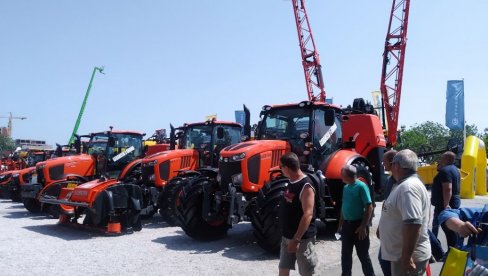 BESPLATAN PREVOZ NA SAJAM U NOVOM SADU: Za registrovane poljoprivrednike iz Paraćina i Ćuprije