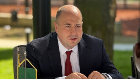TO JE TA TAKTIKA - UDRI I BEŽI: Kozarev odgovorio Stefanoviću