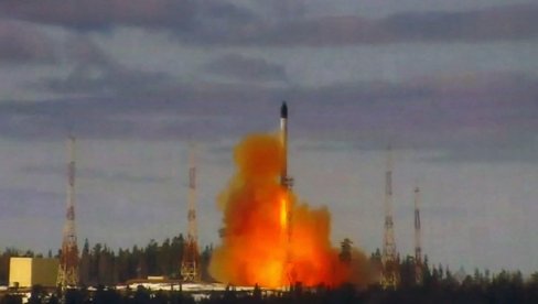 РУСКИ ВОЈНИ СТРУЧЊАК: Један удар орешника и сармата може да уништи читав НАТО у Европи