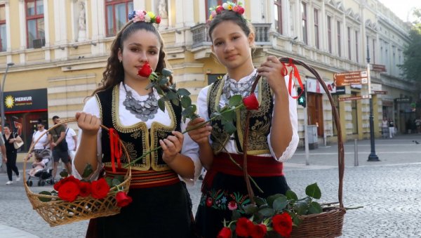 СВИ ПУТЕВИ ВОДЕ У - ШАБАЦ: Град на Сави богатом историјом и туристичком понудом призива госте (ФОТО)