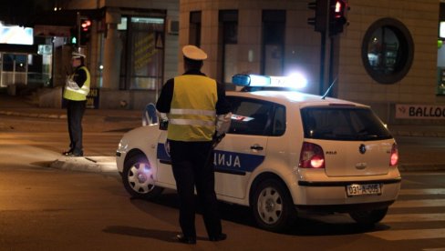 ИМА МРТВИХ У СУДАРУ АУТОБУСА И КАМИОНА: Повређено 10 особа, хитно хоспитализовани