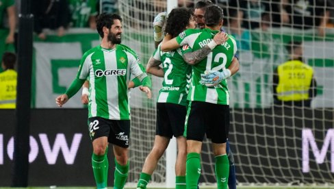 LUDNICA U ANDALUZIJI: Betis posle 21 godinu u Ligi šampiona