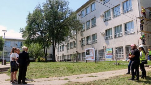 POČELA SANACIJA SREDNJE ŠKOLE „ DESPOT ĐURAĐ“ U SMEDEREVU: Projekat težak 42 miliona dinara