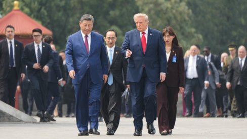 АНАЛИЗА СТРУЧЊАКА: Какве поруке нам шаље говор тела Трампа и Сија?